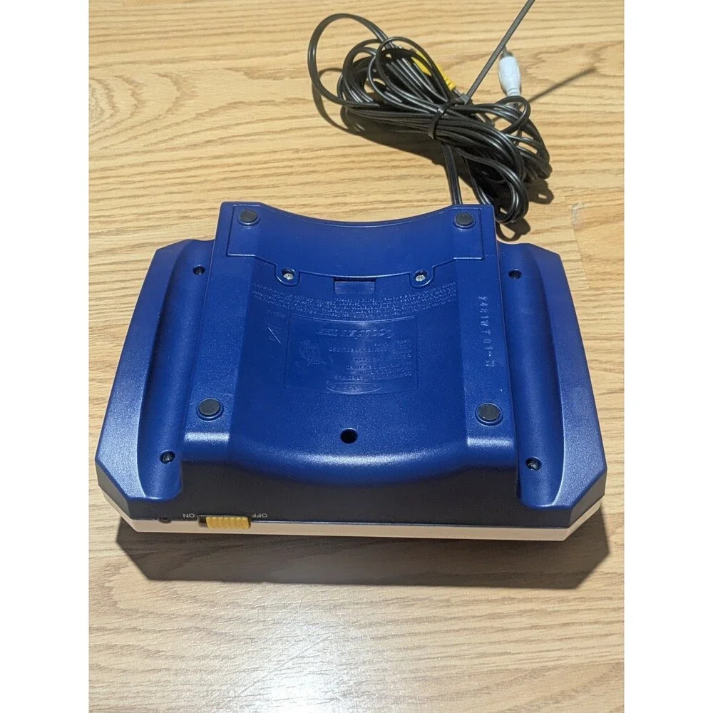 Golden Tee Golf Plug & Play TV Game 2011 Jakks Pacific